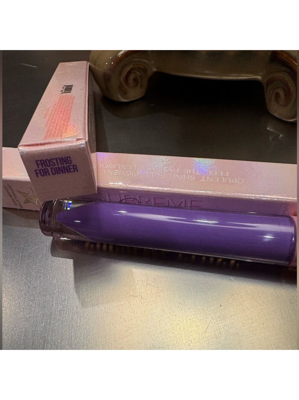 Jeffree Star Supreme Gloss - Frosting For Dinner - NIB - Picture 2 of 6